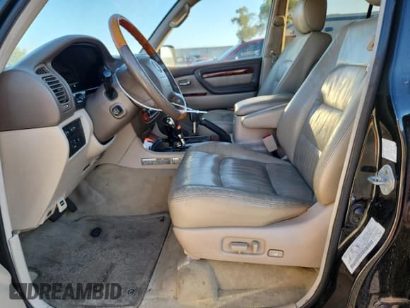 ✅ 2002 Lexus LX 470 • VIN: JTJHT00W923523160 • Lot: 68846845. Wystawiony na Copart z przebiegiem 202 169 mil. Bezpłatny archiwum sprzedaży aukcyjnych z USA i szczegółowy raport historii pojazdu na DreamBid. Zdjęcie 7.