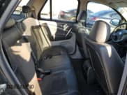 ✅ 2006 Saturn VUE • VIN: 5GZCZ63476S875883 • Lot: 87393754. Wystawiony na Copart z przebiegiem 141 119 mil. Bezpłatny archiwum sprzedaży aukcyjnych z USA i szczegółowy raport historii pojazdu na DreamBid. Zdjęcie 11.