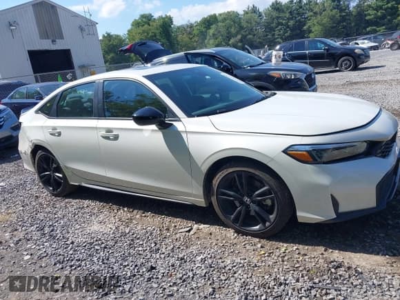 ✅ 2025 Honda Civic Si • VIN: 2HGFE1E58SH471402 • Лот: 43153448. Опубликован ранее на IAAI с пробегом 7 041 миль. Бесплатный доступ к архиву аукционных продаж из США и подробный отчёт об истории автомобиля на DreamBid. Изображение 13.