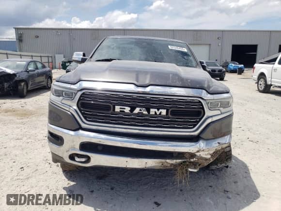 2019 Ram 1500 Limited z VIN 1C6SRFPT7KN690585, wystawiony jako Copart lot #62346455 z przebiegiem 80 049 mil mil oraz Szkoda całkowita • Salvage title. Historia ofert i sprzedaży dostępna na DreamBid. Obrazek 5.