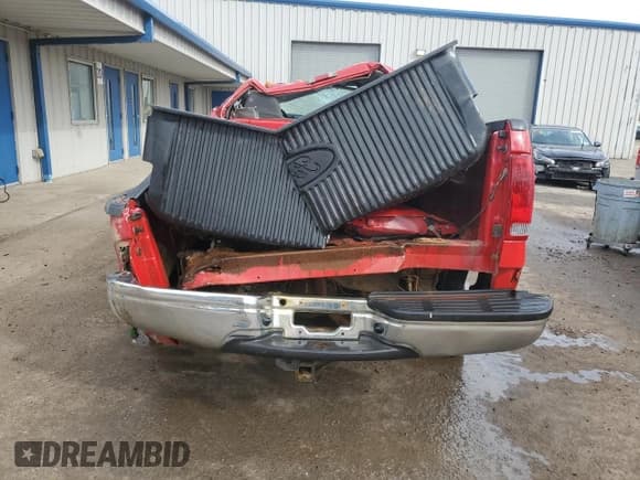 ✅ 2004 Ford F-250 XL • VIN: 1FTNF21L84EA46242 • Lot: 50214865. Listed on Copart with Not provided. Free auction sales archive from the USA and detailed vehicle history report at DreamBid. Image 6.