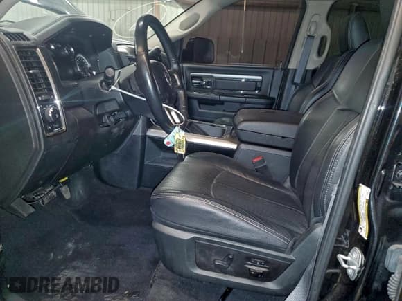 ✅ 2018 Ram 2500 Laramie • VIN: 3C6UR5FL7JG369285 • Лот: 92644435. Опубликован ранее на Copart с пробегом 74 414 миль. Бесплатный доступ к архиву аукционных продаж из США и подробный отчёт об истории автомобиля на DreamBid. Изображение 7.