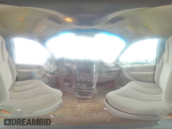 ✅ 2003 Chrysler Town & Country LX • VIN: 2C4GP44383R261022 • Lot: 68432285. Listed on Copart with 181,032 mi. Free auction sales archive from the USA and detailed vehicle history report at DreamBid. Image 15.