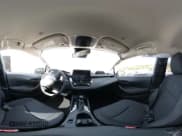 ✅ 2024 Toyota Corolla LE • VIN: JTDB4MEE8R3019397 • Lot: 43206910. Wystawiony na IAAI z przebiegiem 67 117 mil. Bezpłatny archiwum sprzedaży aukcyjnych z USA i szczegółowy raport historii pojazdu na DreamBid. Zdjęcie 17.