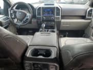 ✅ 2019 Ford F-150 Limited • VIN: 1FTEW1EG2KFD36894 • Lot: 69242325. Wystawiony na Copart z przebiegiem 136 685 mil. Bezpłatny archiwum sprzedaży aukcyjnych z USA i szczegółowy raport historii pojazdu na DreamBid. Zdjęcie 8.