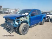 ✅ 2022 Chevrolet Colorado 4WD Z71 • VIN: 1GCGTDEN8N1304213 • Лот: 42937775. Опубликован ранее на IAAI с пробегом 26 868 миль. Бесплатный доступ к архиву аукционных продаж из США и подробный отчёт об истории автомобиля на DreamBid. Изображение 2.
