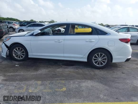 2018 Hyundai Sonata SE with VIN 5NPE24AFXJH668922, listed as a IAAI auction lot 42826549 with 68,374 mi miles and . Bid and sale history available at DreamBid. Image 15.