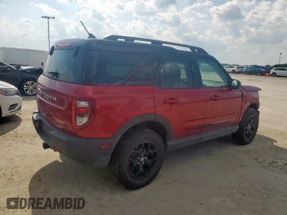 ✅ 2021 Ford Bronco Sport First Edition • VIN: 3FMCR9F9XMRA50547 • Lot: 69996405. Wystawiony na Copart z przebiegiem 57 559 mil. Bezpłatny archiwum sprzedaży aukcyjnych z USA i szczegółowy raport historii pojazdu na DreamBid. Zdjęcie 3.