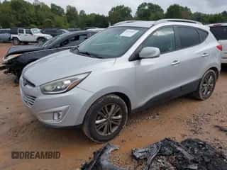 2015 Hyundai Tucson SE z VIN KM8JU3AG9FU994960, wystawiony jako IAAI lot #43333099 z przebiegiem 132 985 mil mil oraz . Historia ofert i sprzedaży dostępna na DreamBid. Obrazek 2.