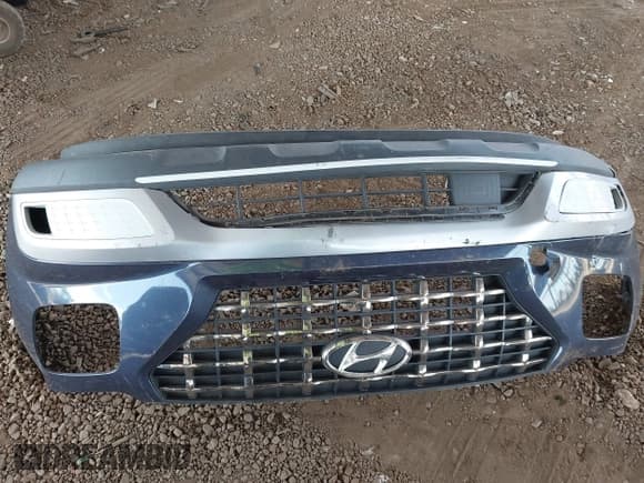 ✅ 2021 Hyundai Venue SEL • VIN: KMHRC8A36MU127402 • Lot: 41525537. Listed on IAAI with 88,665 mi. Free auction sales archive from the USA and detailed vehicle history report at DreamBid. Image 12.