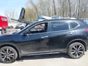 ✅ 2019 Nissan Rogue SL • VIN: 5N1AT2MT5KC832099 • Lot: 42103515. Listed on IAAI with 116,756 mi. Free auction sales archive from the USA and detailed vehicle history report at DreamBid. Image 14.