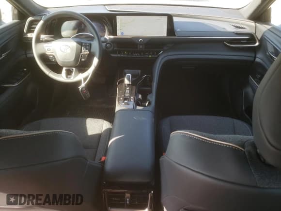 ✅ 2024 Toyota Crown XLE • VIN: JTDAAAAF7R3018887 • Lot: 60653425. Listed on Copart with 13,888 mi. Free auction sales archive from the USA and detailed vehicle history report at DreamBid. Image 8.