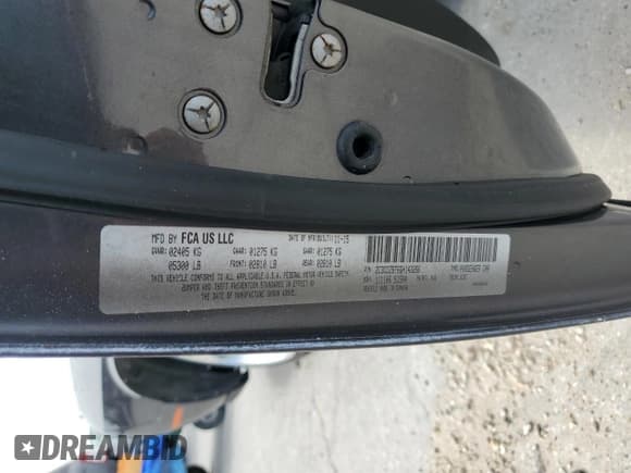 ✅ 2016 Dodge Challenger R/T • VIN: 2C3CDZBT6GH143266 • Lot: 48716644. Wystawiony na Copart z przebiegiem 171 014 mil. Bezpłatny archiwum sprzedaży aukcyjnych z USA i szczegółowy raport historii pojazdu na DreamBid. Zdjęcie 13.