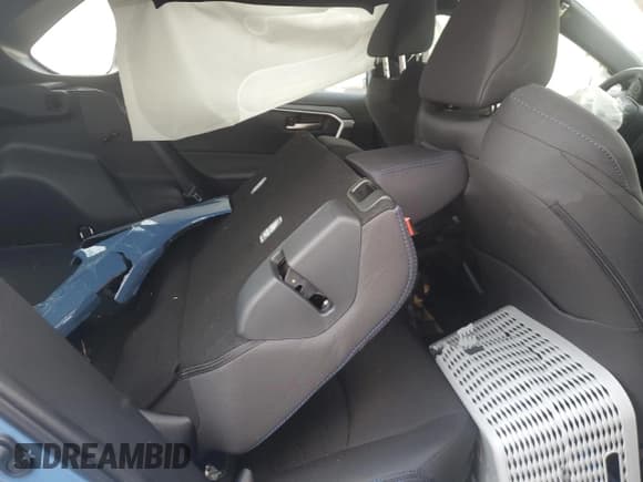 ✅ 2025 Toyota RAV4 Hybrid SE • VIN: 2T3T6RFV8SW086191 • Лот: 67359405. Опубликован ранее на Copart с пробегом Не указан. Бесплатный доступ к архиву аукционных продаж из США и подробный отчёт об истории автомобиля на DreamBid. Изображение 10.