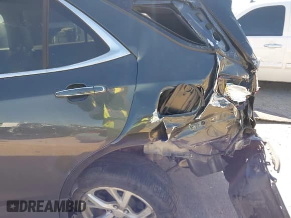 ✅ 2020 Chevrolet Equinox Premier • VIN: 3GNAXNEV6LS653308 • Лот: 43571195. Опубликован ранее на IAAI с пробегом 75 492 миль. Бесплатный доступ к архиву аукционных продаж из США и подробный отчёт об истории автомобиля на DreamBid. Изображение 6.