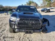 ✅ 2022 Toyota Tacoma TRD Sport • VIN: 3TYCZ5AN8NT090355 • Lot: 89726135. Listed on Copart with 50,008 mi. Free auction sales archive from the USA and detailed vehicle history report at DreamBid. Image 5.