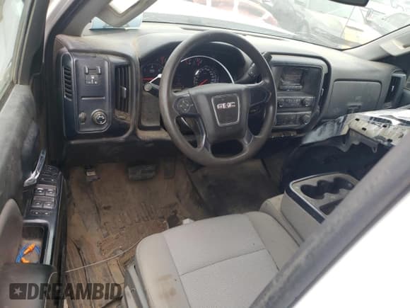 ✅ 2015 GMC Sierra 1500 • VIN: 1GD411CG3FF648494 • Лот: 67523504. Опубликован ранее на Copart с пробегом 133 250 миль. Бесплатный доступ к архиву аукционных продаж из США и подробный отчёт об истории автомобиля на DreamBid. Изображение 8.