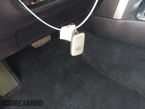 ✅ 2016 Toyota 4Runner Limited • VIN: JTEBU5JR0G5301691 • Lot: 42606385. Listed on IAAI with 164,411 mi. Free auction sales archive from the USA and detailed vehicle history report at DreamBid. Image 11.