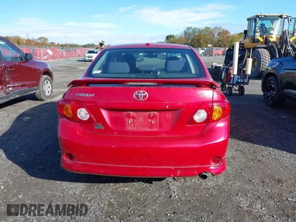 ✅ 2010 Toyota Corolla LE • VIN: 2T1BU4EE9AC453534 • Лот: 43492578. Опубликован ранее на IAAI с пробегом 230 238 миль. Бесплатный доступ к архиву аукционных продаж из США и подробный отчёт об истории автомобиля на DreamBid. Изображение 16.
