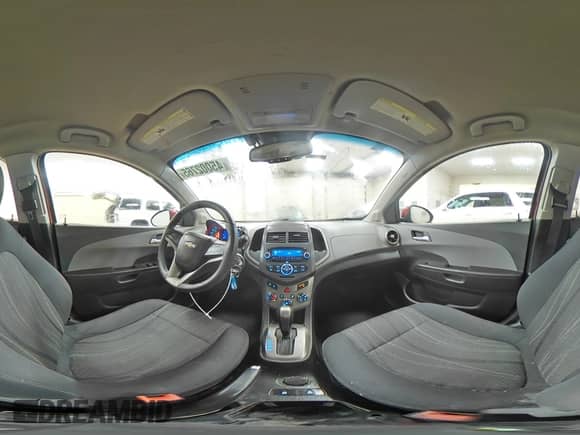 2012 Chevrolet Sonic LT z VIN 1G1JC5SB7C4222161, wystawiony jako Copart lot #45002765 z przebiegiem 94 450 mil mil oraz Czysty tytuł • Clean title. Historia ofert i sprzedaży dostępna na DreamBid. Obrazek 15.