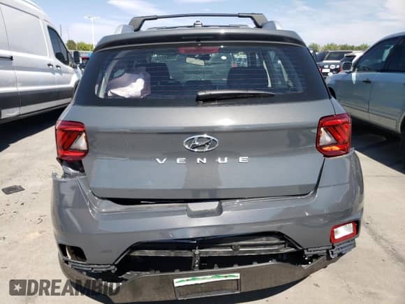 2024 Hyundai Venue SEL с VIN KMHRC8A3XRU318568, выставлен на аукционе Copart как лот 70064714 с пробегом 1 554 миль миль и Списание • Salvage title. История ставок и продаж доступна на DreamBid. Изображение 6.