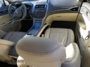 ✅ 2014 Lincoln MKZ Hybrid • VIN: 3LN6L2LUXER813280 • Лот: 83327564. Опубликован ранее на Copart с пробегом 42 998 миль. Бесплатный доступ к архиву аукционных продаж из США и подробный отчёт об истории автомобиля на DreamBid. Изображение 8.