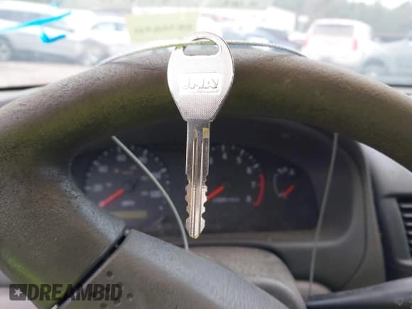 ✅ 2004 Nissan Sentra • VIN: 3N1CB51D44L471103 • Lot: 43699696. Wystawiony na IAAI z przebiegiem 202 119 mil. Bezpłatny archiwum sprzedaży aukcyjnych z USA i szczegółowy raport historii pojazdu na DreamBid. Zdjęcie 11.