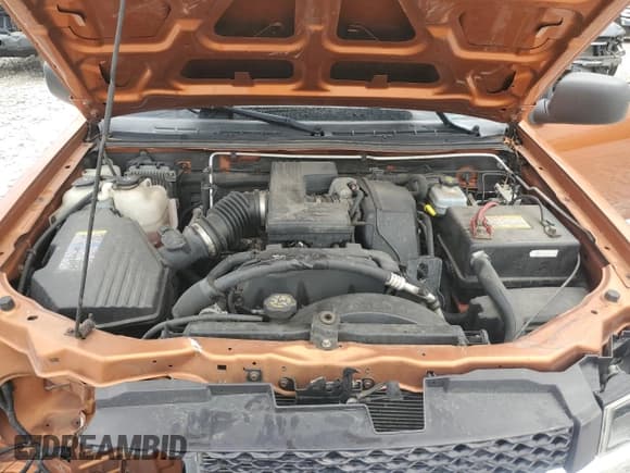 ✅ 2004 Chevrolet Colorado LS Z71 • VIN: 1GCDT196248213416 • Лот: 61487355. Опубликован ранее на Copart с пробегом 131 378 миль. Бесплатный доступ к архиву аукционных продаж из США и подробный отчёт об истории автомобиля на DreamBid. Изображение 11.