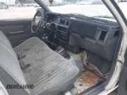 ✅ 1993 Nissan Frontier • VIN: 1N6SD11S4PC314694 • Lot: 42309600. Listed on IAAI with 144,741 mi. Free auction sales archive from the USA and detailed vehicle history report at DreamBid. Image 5.