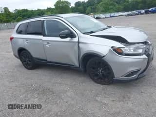 2018 Mitsubishi Outlander SE with VIN JA4AD3A3XJZ018337, listed as a IAAI auction lot 42457738 with 125,937 mi miles and . Bid and sale history available at DreamBid. Image 1.