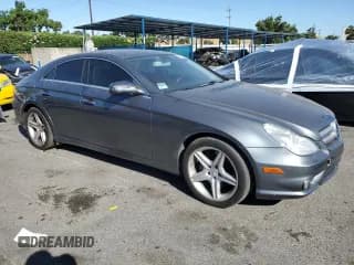 ✅ 2009 Mercedes-Benz CLS 550 • VIN: WDDDJ72X69A149060 • Лот: 59972364. Опубликован ранее на Copart с пробегом 142 013 миль. Бесплатный доступ к архиву аукционных продаж из США и подробный отчёт об истории автомобиля на DreamBid. Изображение 4.