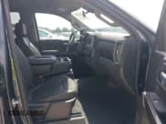 ✅ 2020 Chevrolet Silverado 1500 LT • VIN: 3GCUYDED2LG227493 • Lot: 42639439. Wystawiony na IAAI z przebiegiem 111 273 mil. Bezpłatny archiwum sprzedaży aukcyjnych z USA i szczegółowy raport historii pojazdu na DreamBid. Zdjęcie 5.