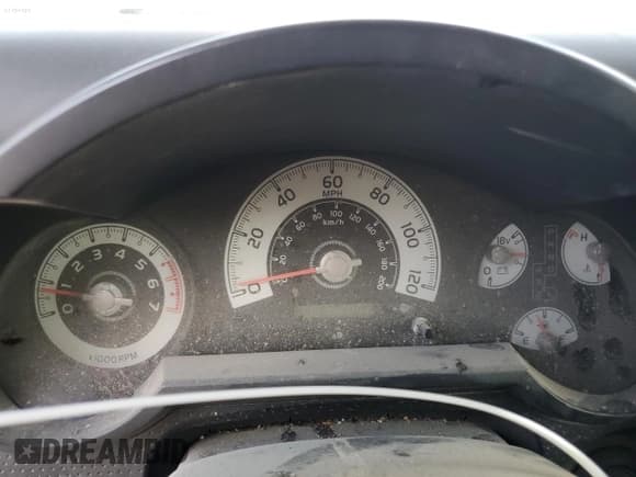 ✅ 2014 Toyota FJ Cruiser • VIN: JTEBU4BF4EK181388 • Лот: 63289345. Опубликован ранее на Copart с пробегом Не указан. Бесплатный доступ к архиву аукционных продаж из США и подробный отчёт об истории автомобиля на DreamBid. Изображение 9.