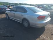 ✅ 2015 Volkswagen Passat S • VIN: 1VWAS7A33FC049150 • Lot: 42641203. Listed on IAAI with 146,030 mi. Free auction sales archive from the USA and detailed vehicle history report at DreamBid. Image 3.