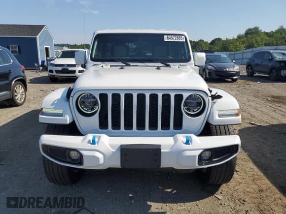 ✅ 2022 Jeep Wrangler Unlimited Sahara • VIN: 1C4JJXP61NW187161 • Лот: 64572865. Опубликован ранее на Copart с пробегом 48 198 миль. Бесплатный доступ к архиву аукционных продаж из США и подробный отчёт об истории автомобиля на DreamBid. Изображение 5.