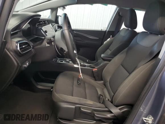 ✅ 2022 Chevrolet Bolt EV 1LT • VIN: 1G1FW6S00N4126795 • Lot: 74658244. Wystawiony na Copart z przebiegiem 71 205 mil. Bezpłatny archiwum sprzedaży aukcyjnych z USA i szczegółowy raport historii pojazdu na DreamBid. Zdjęcie 7.