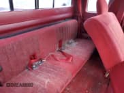 ✅ 1993 Ford F-250 • VIN: 1FTHX26G4PKA80481 • Lot: 57647145. Wystawiony na Copart z przebiegiem 155 101 mil. Bezpłatny archiwum sprzedaży aukcyjnych z USA i szczegółowy raport historii pojazdu na DreamBid. Zdjęcie 10.