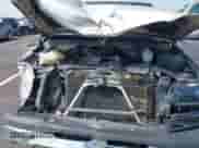 2004 Chevrolet Silverado 1500 z VIN 1GCEC14X44Z236646, wystawiony jako IAAI lot #42516773 z przebiegiem 178 811 mil mil oraz . Historia ofert i sprzedaży dostępna na DreamBid. Obrazek 10.