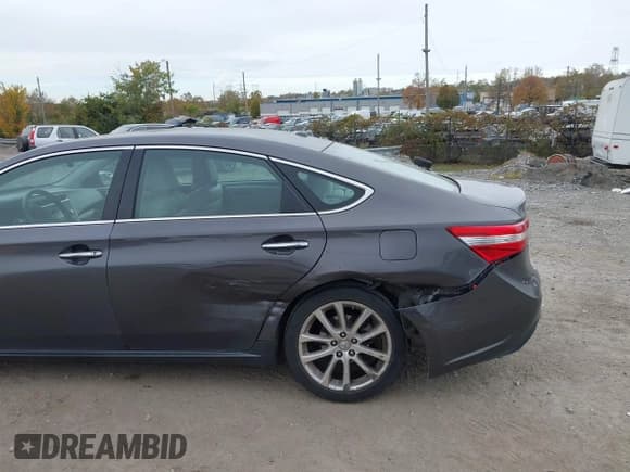 ✅ 2013 Toyota Avalon Limited • VIN: 4T1BK1EB9DU032183 • Лот: 43567705. Опубликован ранее на IAAI с пробегом 85 146 миль. Бесплатный доступ к архиву аукционных продаж из США и подробный отчёт об истории автомобиля на DreamBid. Изображение 6.