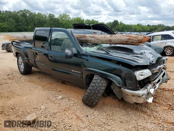 2003 Chevrolet Silverado 1500HD LS z VIN 1GCGK13U73F172749, wystawiony jako Copart lot #65549235 z przebiegiem 237 109 mil mil oraz Szkoda całkowita • Salvage title. Historia ofert i sprzedaży dostępna na DreamBid. Obrazek 4.