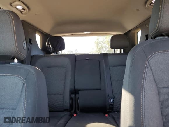 ✅ 2020 Chevrolet Equinox LT • VIN: 2GNAXKEV8L6226029 • Lot: 82450195. Listed on Copart with 132,386 mi. Free auction sales archive from the USA and detailed vehicle history report at DreamBid. Image 10.