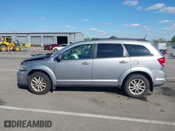 2018 Dodge Journey SXT с VIN 3C4PDDBG8JT251275, выставлен на аукционе IAAI как лот 43328002 с пробегом 137 707 миль миль и . История ставок и продаж доступна на DreamBid. Изображение 14.