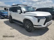 ✅ 2025 Lexus GX 550 Premium • VIN: JTJTBCDX4S5038091 • Lot: 62009075. Listed on Copart with 9,312 mi. Free auction sales archive from the USA and detailed vehicle history report at DreamBid. Image 4.