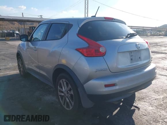 ✅ 2012 Nissan Juke SL • VIN: JN8AF5MVXCT120529 • Лот: 43222978. Опубликован ранее на IAAI с пробегом 139 977 миль. Бесплатный доступ к архиву аукционных продаж из США и подробный отчёт об истории автомобиля на DreamBid. Изображение 3.