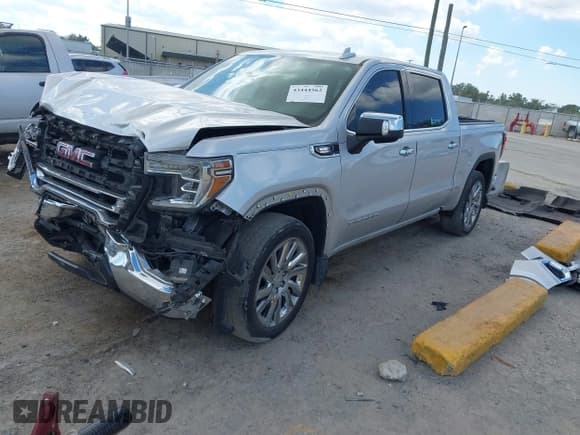 ✅ 2020 GMC Sierra 1500 SLT • VIN: 3GTP8DETXLG133253 • Лот: 43444562. Опубликован ранее на IAAI с пробегом 210 574 миль. Бесплатный доступ к архиву аукционных продаж из США и подробный отчёт об истории автомобиля на DreamBid. Изображение 2.