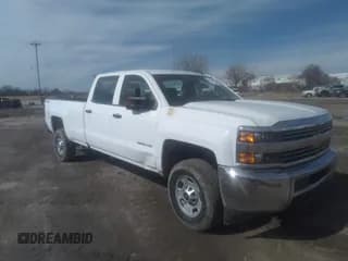 ✅ 2018 Chevrolet Silverado 2500HD Work Truck • VIN: 1GC1KUEG8JF220335 • Лот: 41470058. Опубликован ранее на IAAI с пробегом 131 535 миль. Бесплатный доступ к архиву аукционных продаж из США и подробный отчёт об истории автомобиля на DreamBid. Изображение 1.