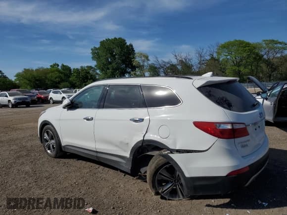 ✅ 2015 Hyundai Santa Fe Limited • VIN: KM8SRDHF8FU106272 • Лот: 56528235. Опубликован ранее на Copart с пробегом 151 118 миль. Бесплатный доступ к архиву аукционных продаж из США и подробный отчёт об истории автомобиля на DreamBid. Изображение 2.