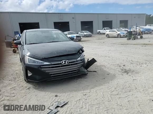 ✅ 2020 Hyundai Elantra SEL • VIN: 5NPD84LF7LH598662 • Lot: 82491245. Listed on Copart with 91,922 mi. Free auction sales archive from the USA and detailed vehicle history report at DreamBid. Image 13.