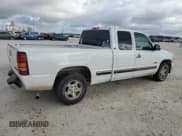 ✅ 2001 Chevrolet Silverado 1500 LS • VIN: 2GCEC19V611207323 • Лот: 72380764. Опубликован ранее на Copart с пробегом 197 726 миль. Бесплатный доступ к архиву аукционных продаж из США и подробный отчёт об истории автомобиля на DreamBid. Изображение 3.