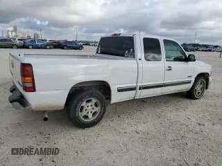 ✅ 2001 Chevrolet Silverado 1500 LS • VIN: 2GCEC19V611207323 • Лот: 72380764. Опубликован ранее на Copart с пробегом 197 726 миль. Бесплатный доступ к архиву аукционных продаж из США и подробный отчёт об истории автомобиля на DreamBid. Изображение 3.